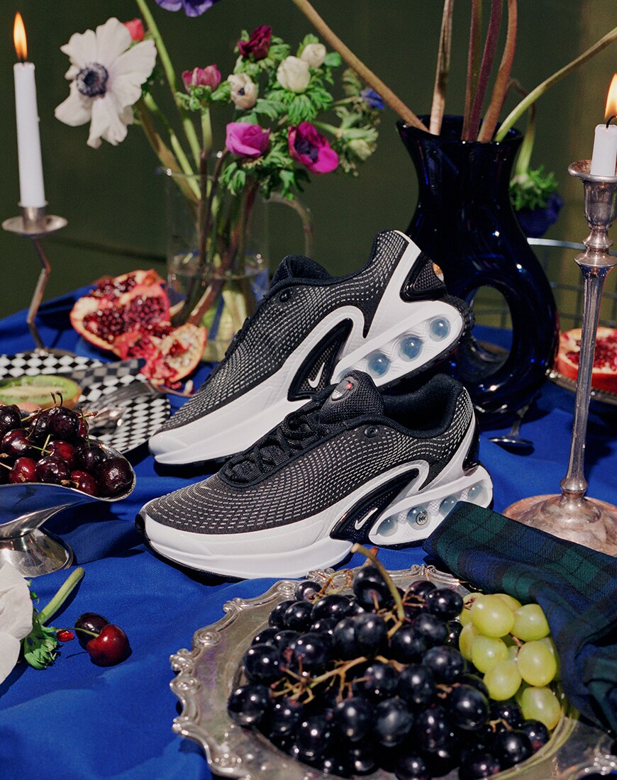 Black and white Air Max DN