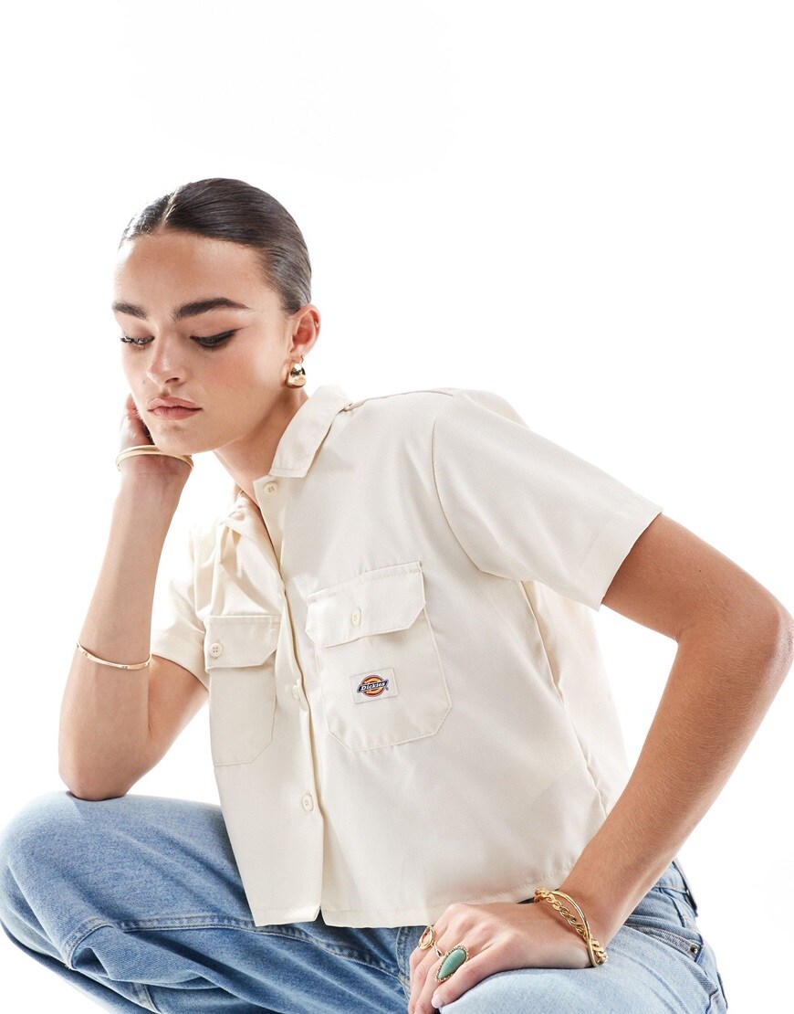 Dickies short sleeve cropped work shirt in beige