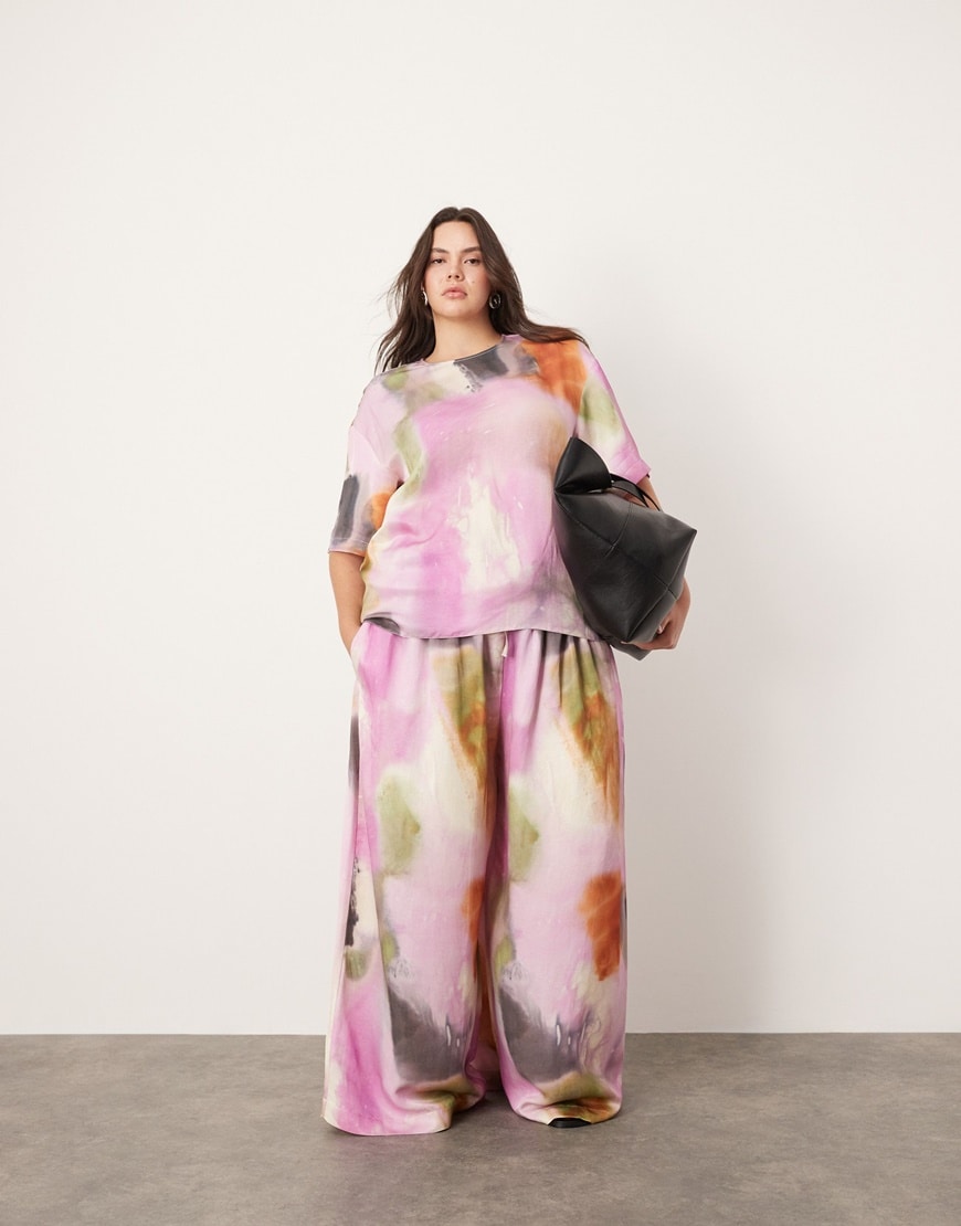 Model wearing watercolour the dye oversized co-ord