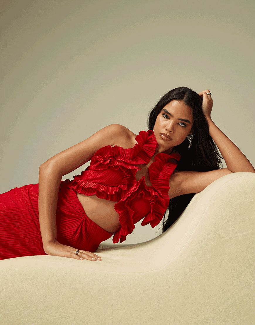 Romantic details | ASOS Style Feed