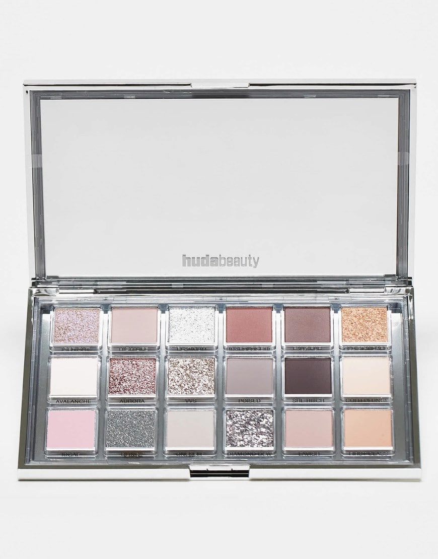 Huda Beauty Icy Nude eyeshadow palette