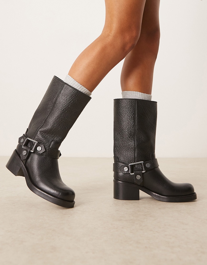 A model wearing biker boots