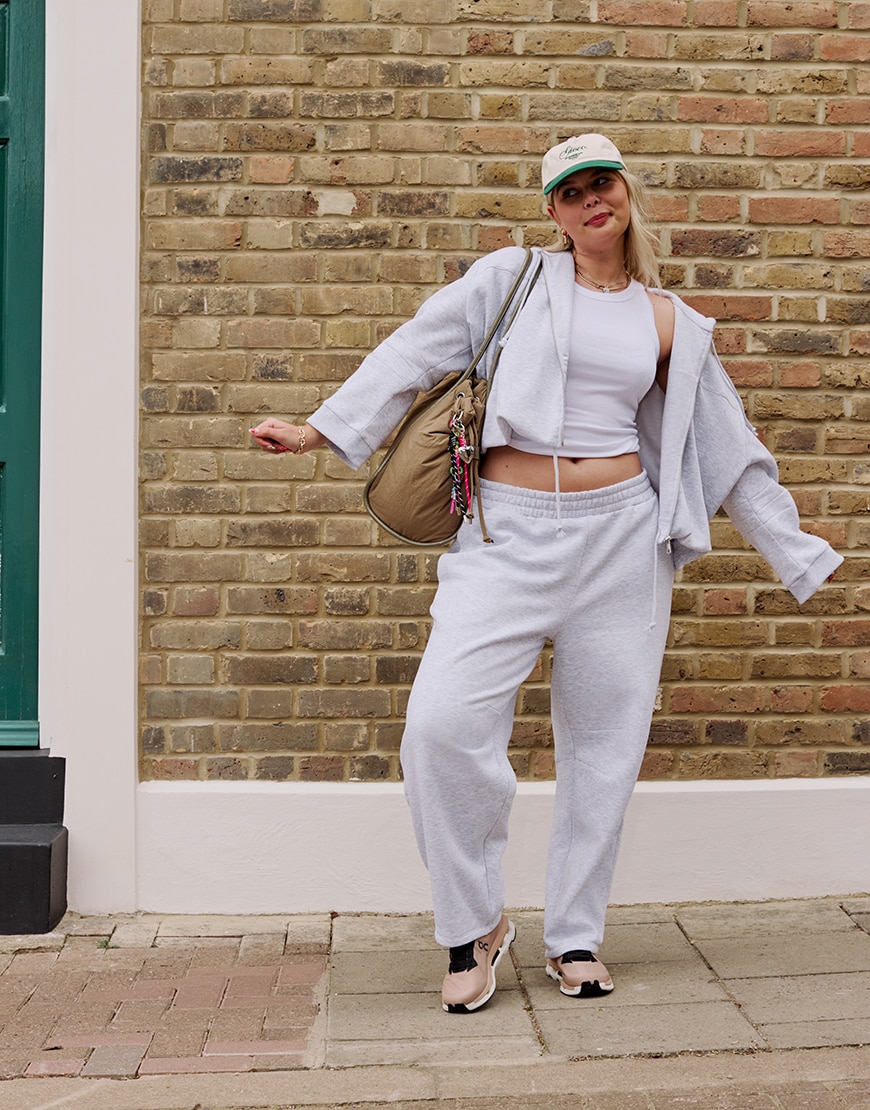 Anna Wearing On Cloudzone Trainers in Brown
