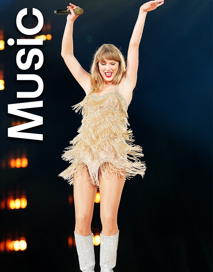 Taylor Swift on stage