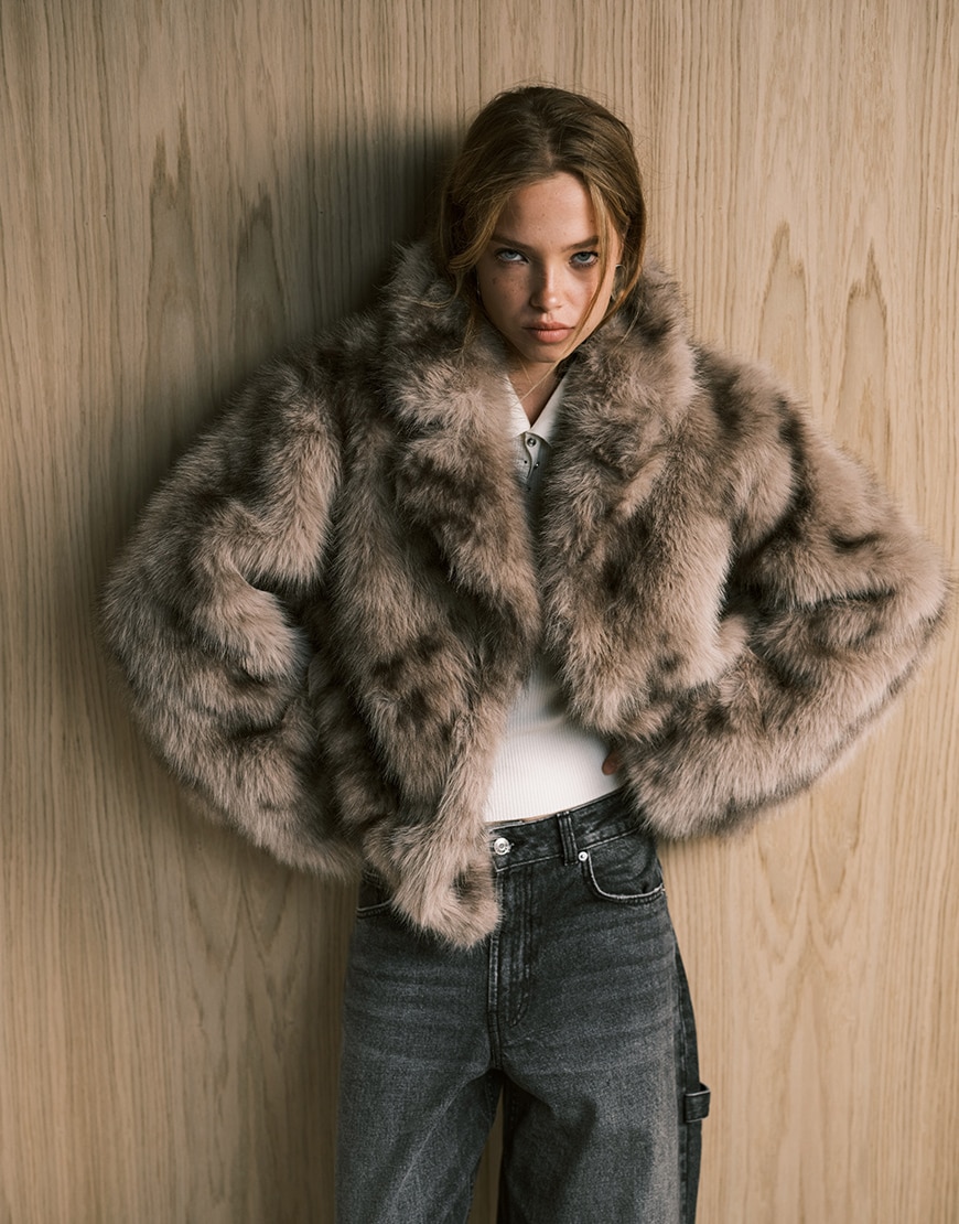 Monki oversized short faux fur coat with collar detail in neutral brown | ASOS