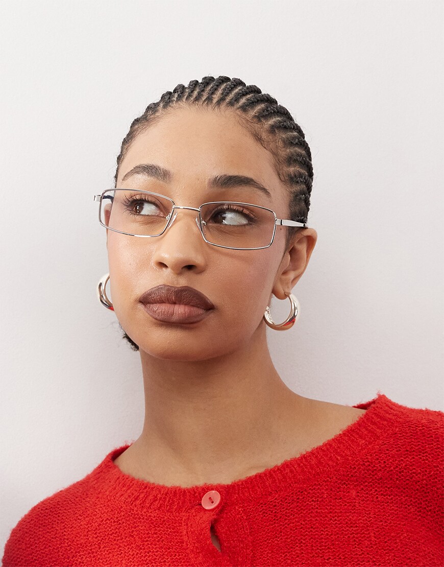 Woman wearing silver glasses