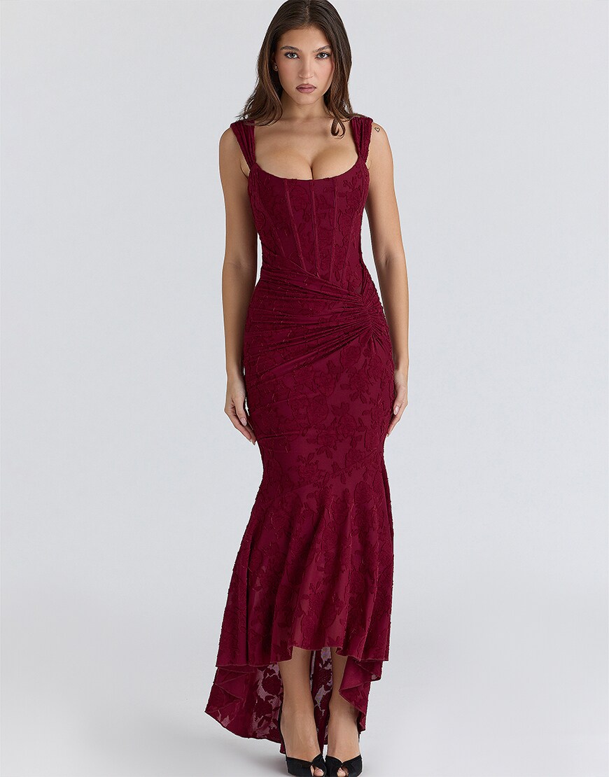Date night dresses | Woman wearing a red maxi dress