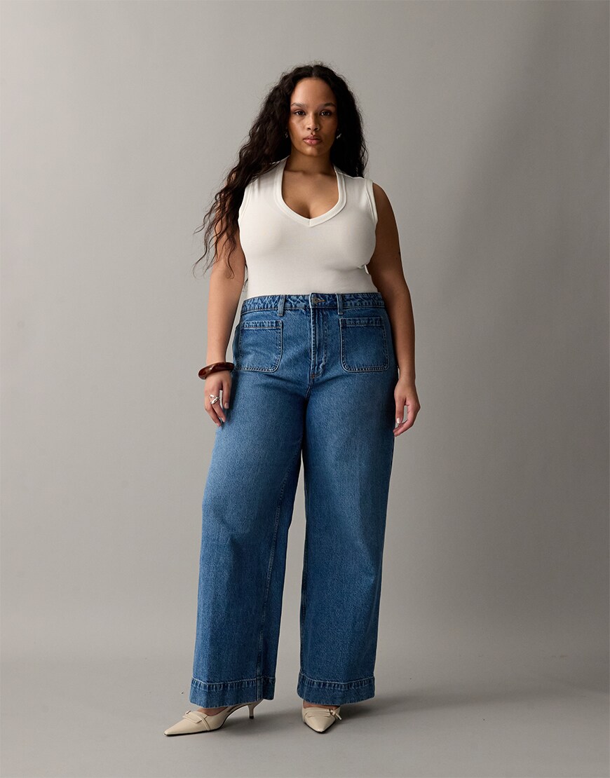 Woman wearing wide jeans
