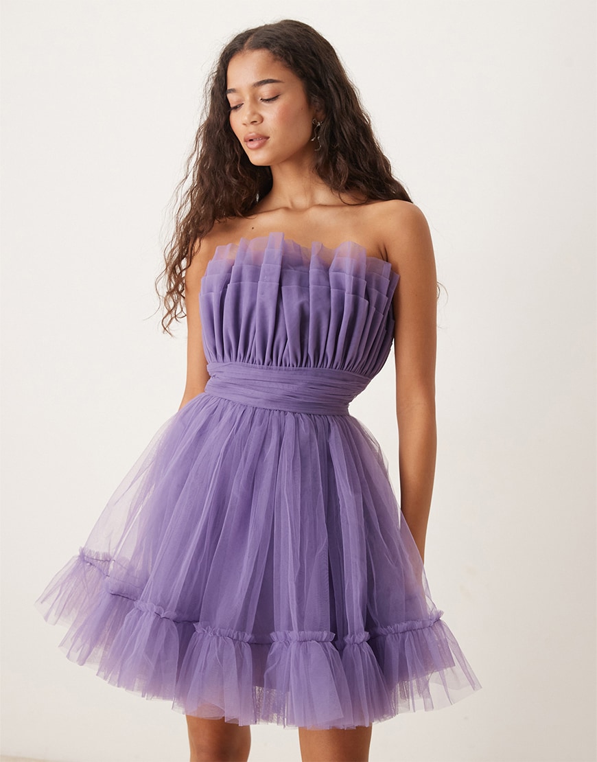hen party dress ideas 31 Fabulous Hen Party Outfit Ideas for Brides