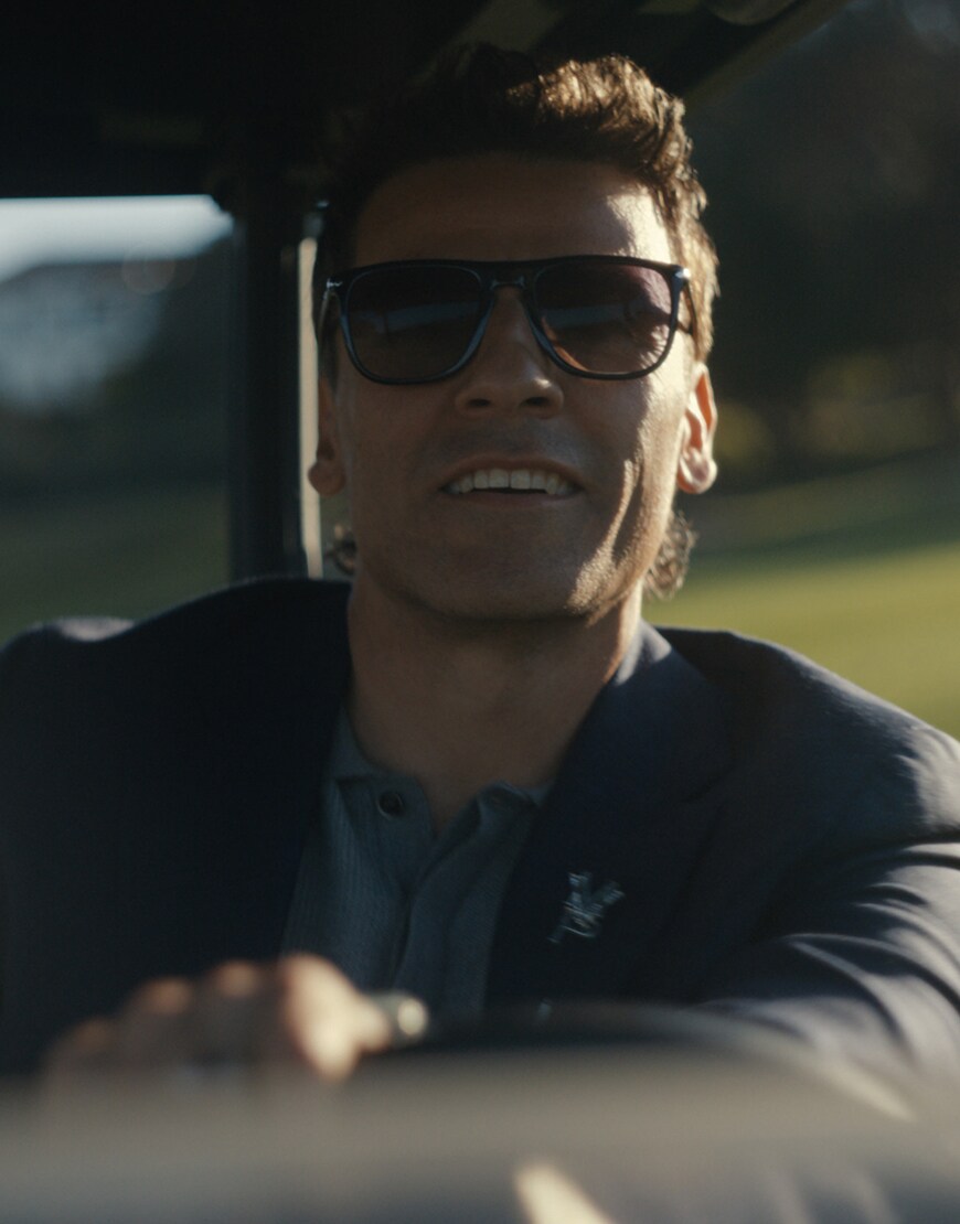 Oscar Isaac in BEEF | Netflix