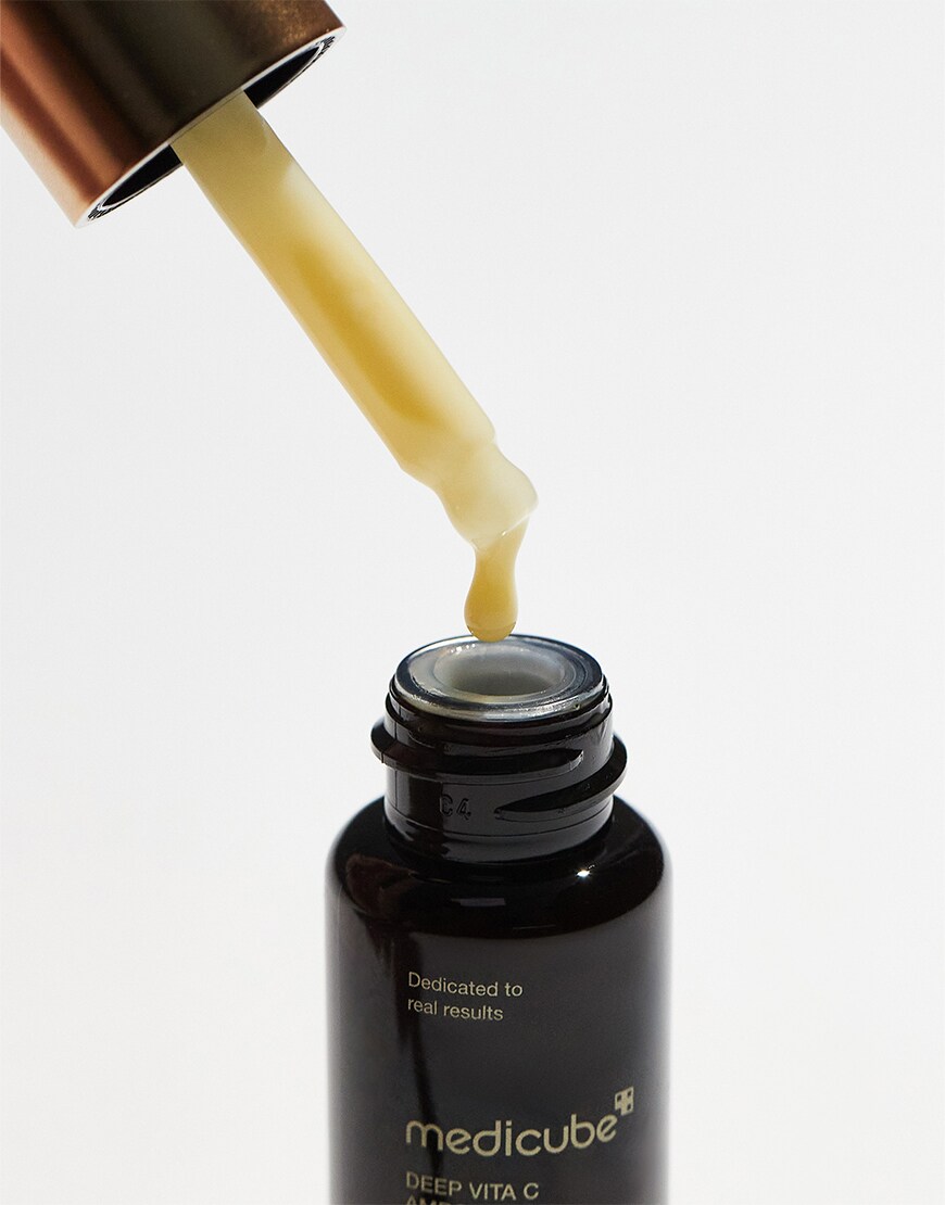 MEDICUBE Vitamin C serum