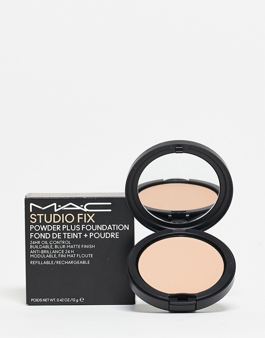 MAC Studio Fix powder foundation