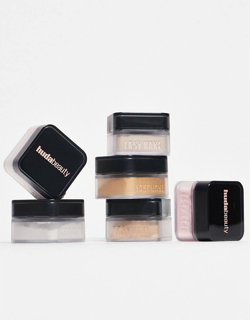 Huda Beauty Easy Bake powder
