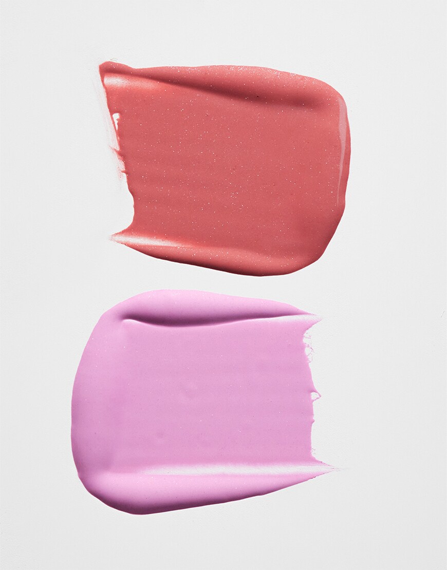 Swatch of Huda Beauty blushes