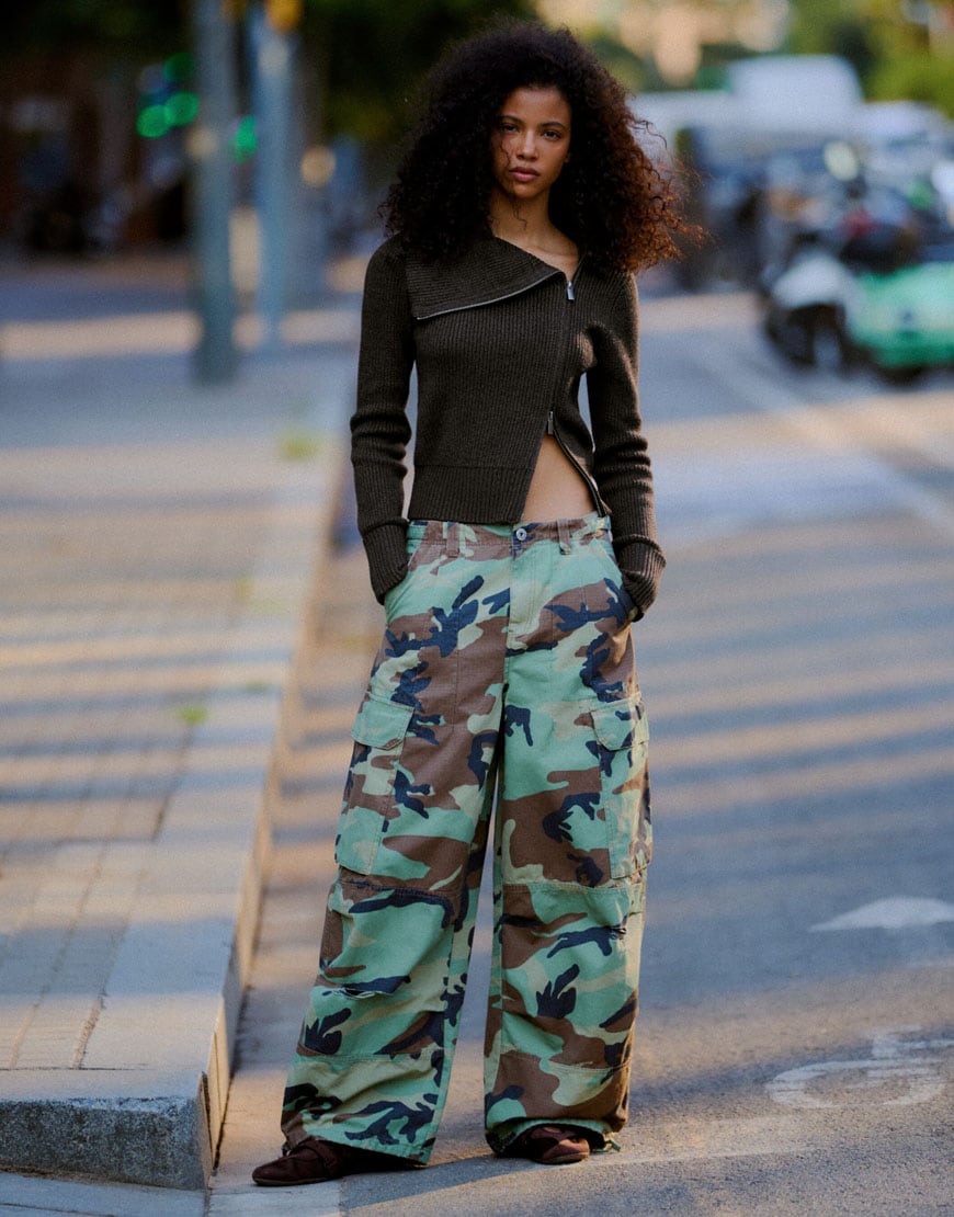 Bershka Camouflage cargo trousers in green| ASOS Style Feed