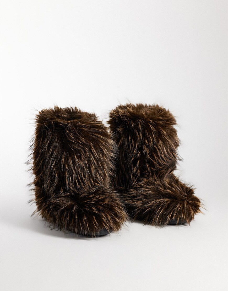 How To Style Faux-Fur Accessories | ASOS